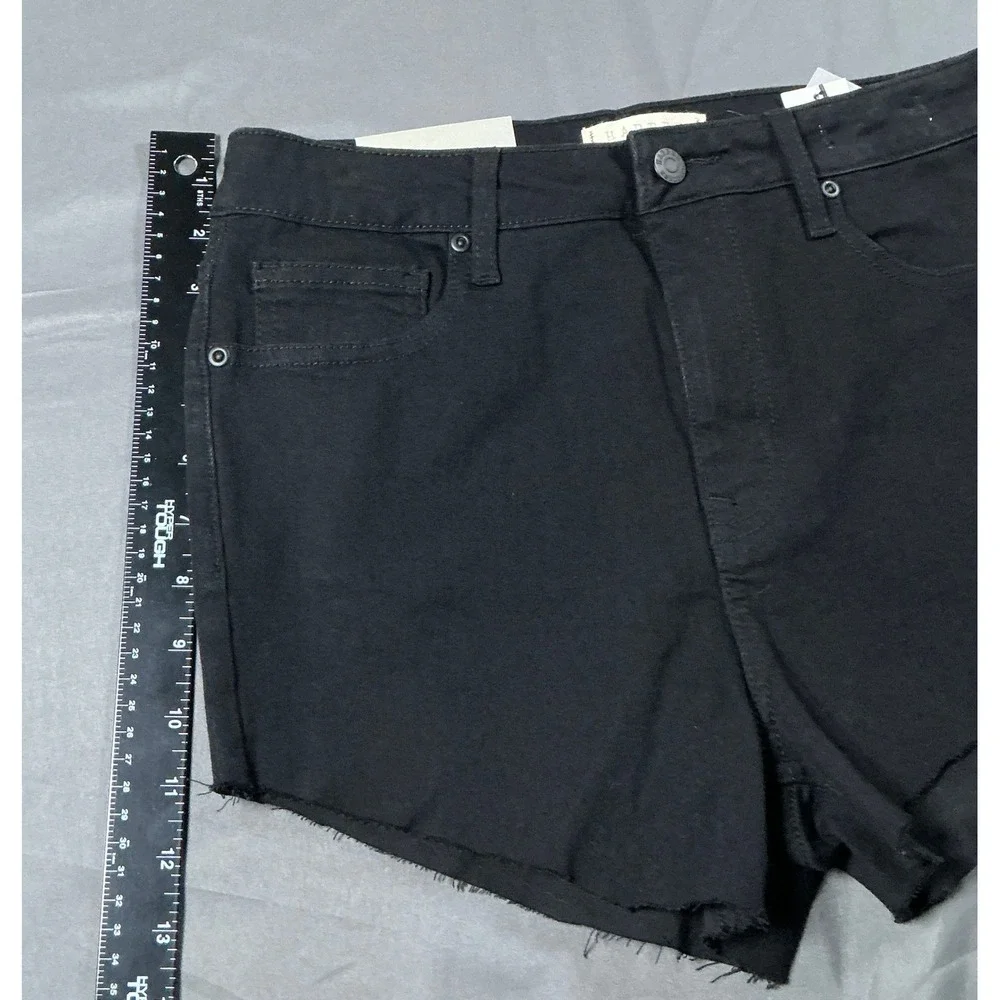 Harper Heritage Women High Rise Skinny Black Denim Cut Off Short Sz 29/ US 8 NWT